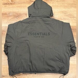 Essentials Fear of God off black puffer